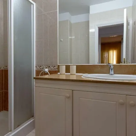 Los Olivos 17 One Bed *